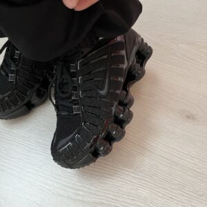 shox noir