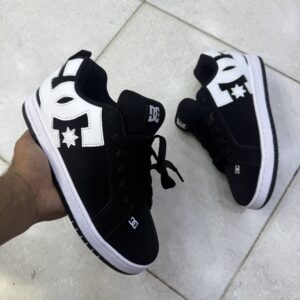 DC SHOES BLACK WHITE